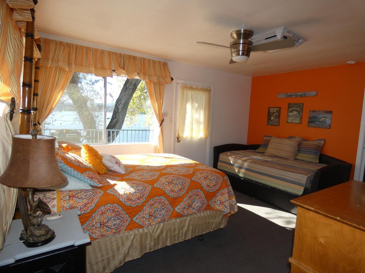 Blue Fish Cove Resort Clearlake Oaks Экстерьер фото